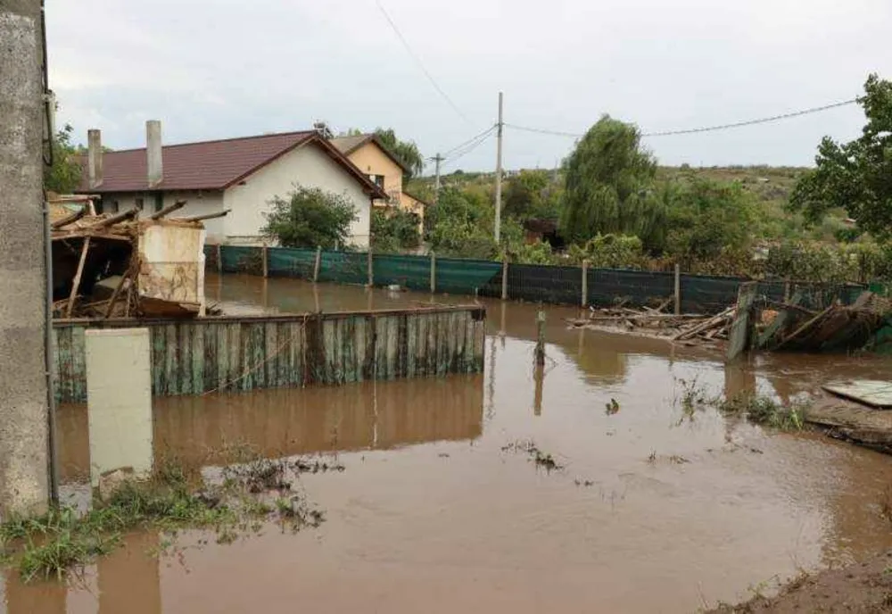 ROMÂNII AU PRIMIT DESPĂGUBIRI DE 130 MILIOANE LEI PENTRU REFACEREA LOCUINȚELOR ÎN PRIMELE 9 LUNI DIN 2024