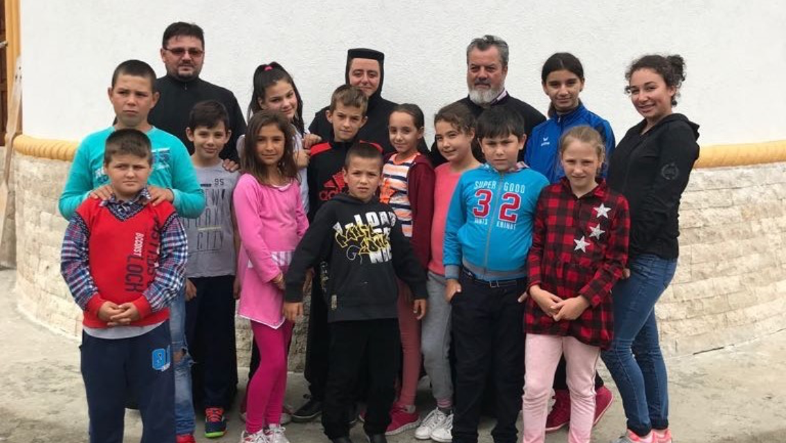 Tabără socială la Mănăstirea Sfântul Ioan Iacob