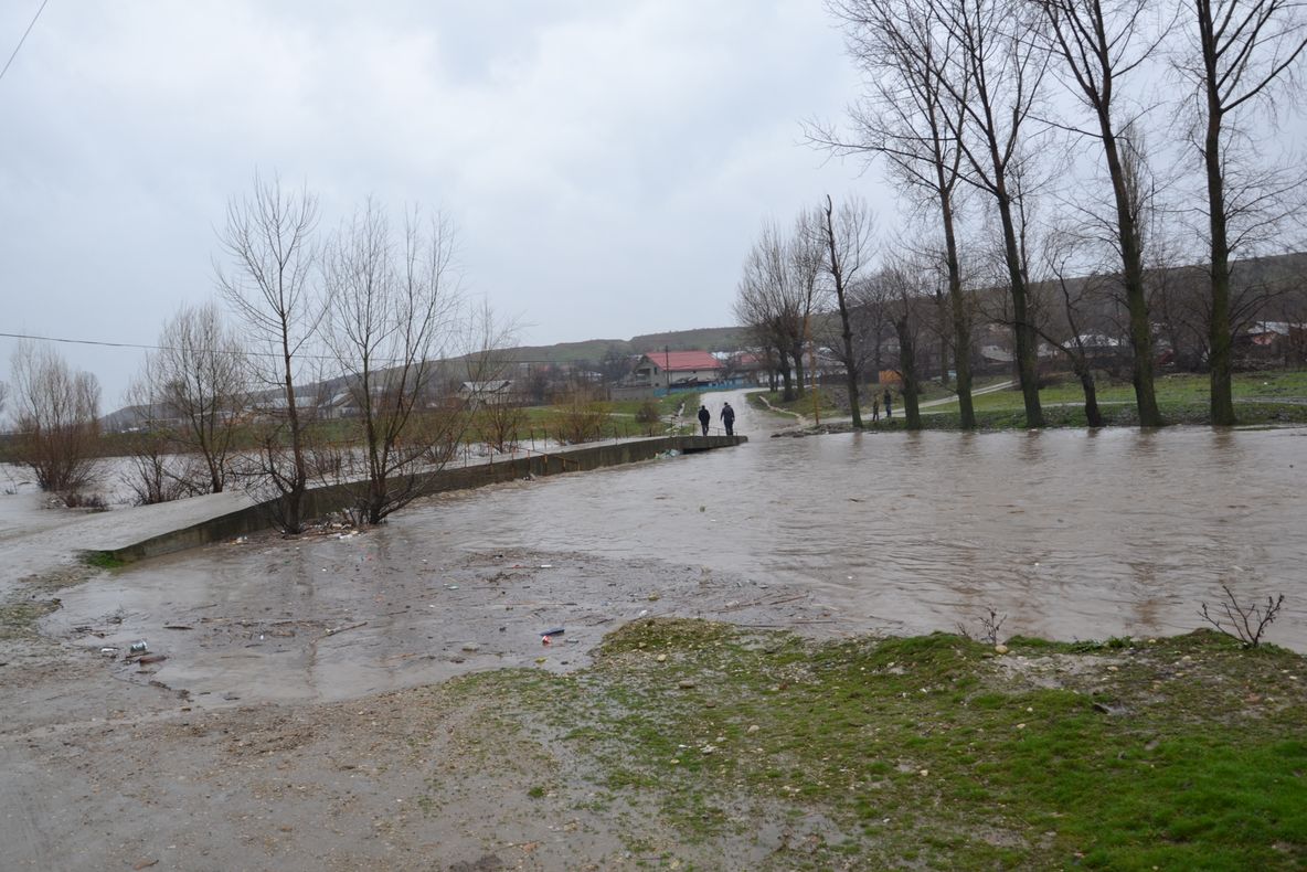 Drumuri in pericol de prabusire