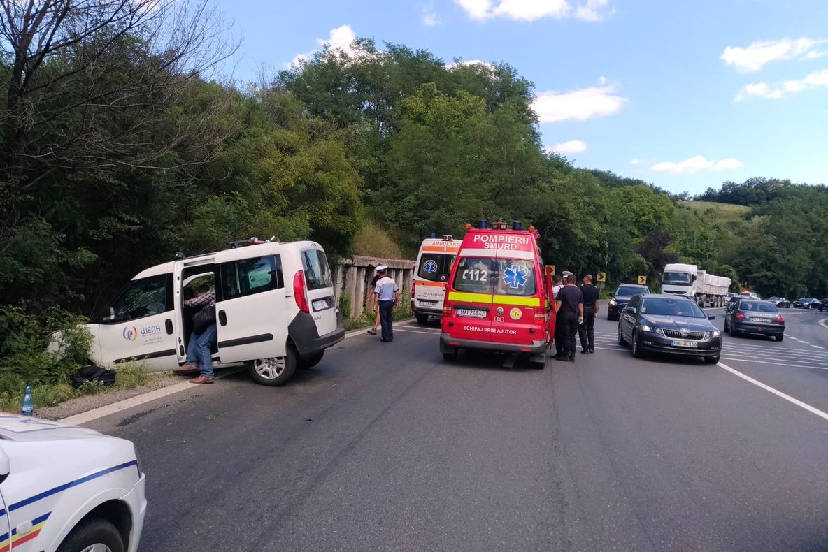 Accident pe DN 7, la Milcoiu !