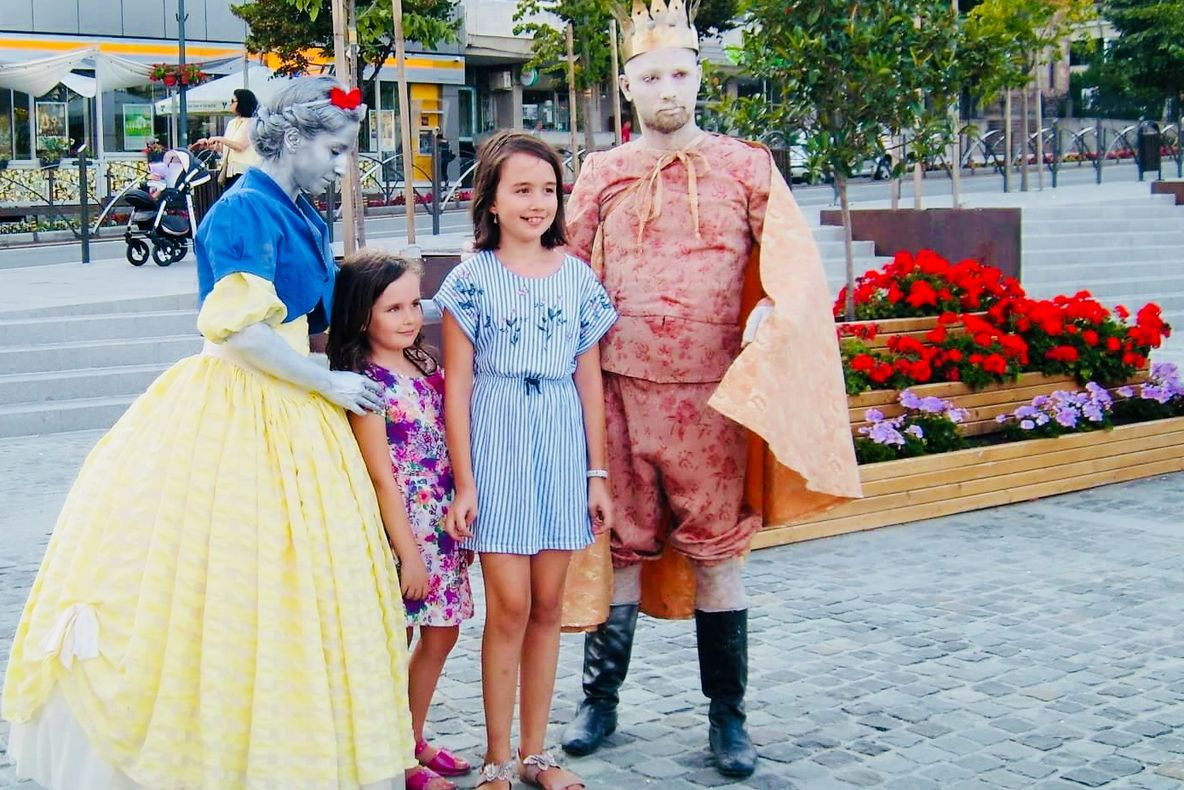 Scena amplasată permanent in centrul Ramnicului, inaugurată duminica