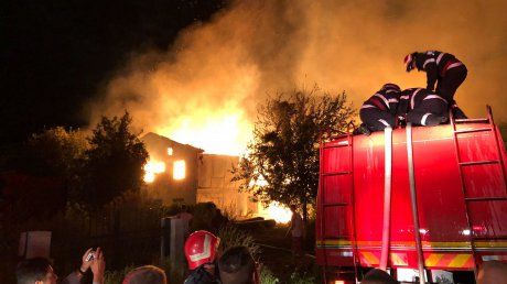 Șapte incendii în 48 de ore în județul Vâlcea !