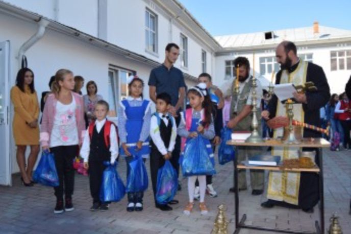 Lupta împotriva abandonului școlar continua