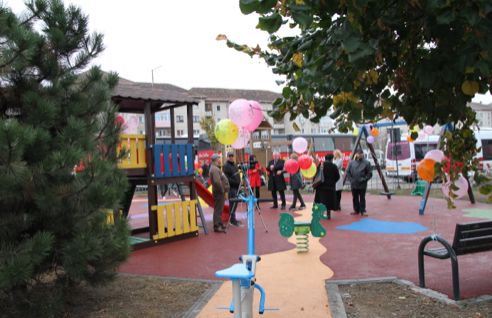 Loc de joacă modernizat în Râmnicu Vâlcea