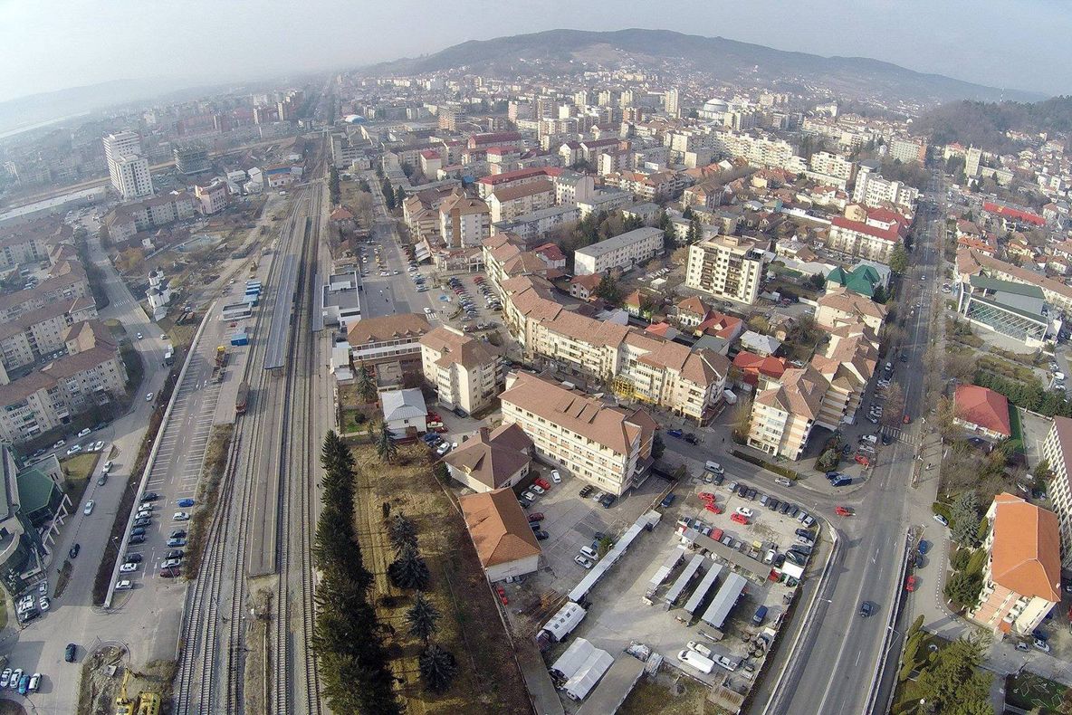 Traficul auto pe străzile Ştirbei Vodă şi Carol I va fi restricţionat !