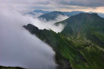 Drumul către zona turistică Vârful lui Roman va fi preluat de C.J. Vâlcea