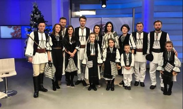 Un alt fel de bal, vechi de peste un secol