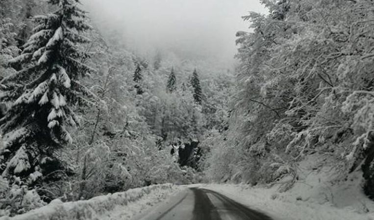 La Vâlcea se circula în condiții de iarnă, fără probleme !