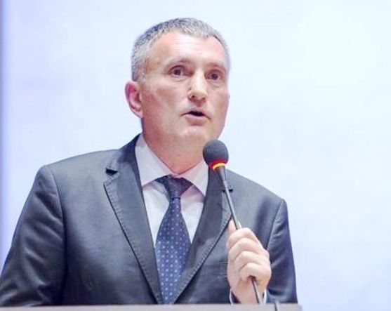 Drumul de patru benzi, care ar fi făcut legătura  între Râmnicu Vâlcea și autostrada Sibiu- Pitești nu va exista, declară deputatul vâlcean Cristian Buican