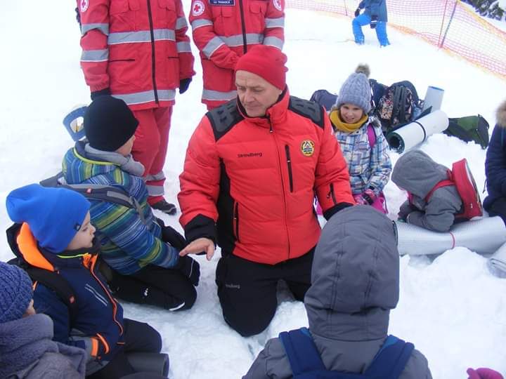 Lecții de supraviețuire de la Salvamont pe Transalpina !