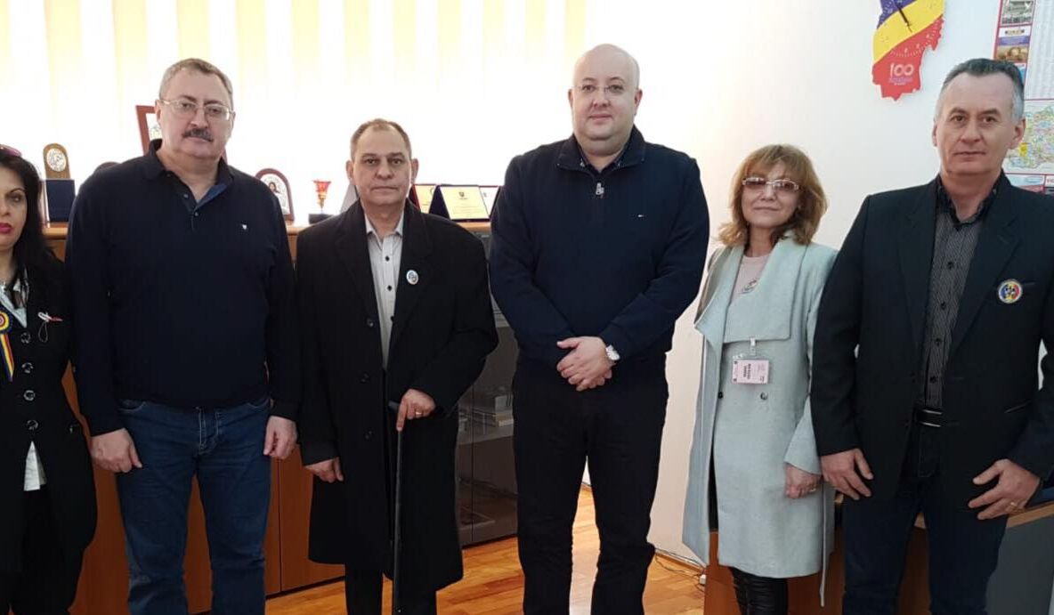 Veterani din teatrele de operaţiuni, primiti la Consiliului Judeţean !