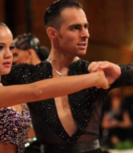 Micuții dansatori antrenați de Alexandru Runceanu s- au întors acasă cu noi trofee