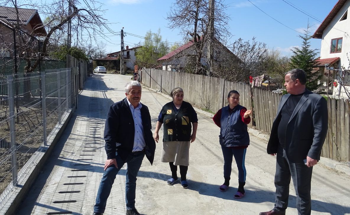 Primarul Gutău a inaugurat lucrările de stabilizare de pe strada Islazului