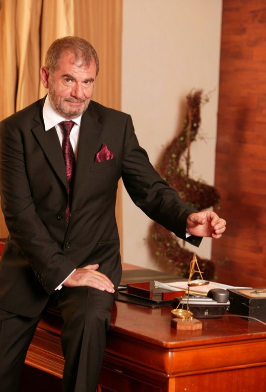 Vâlcenii îl sărbătoresc astăzi pe Florin Zamfirescu