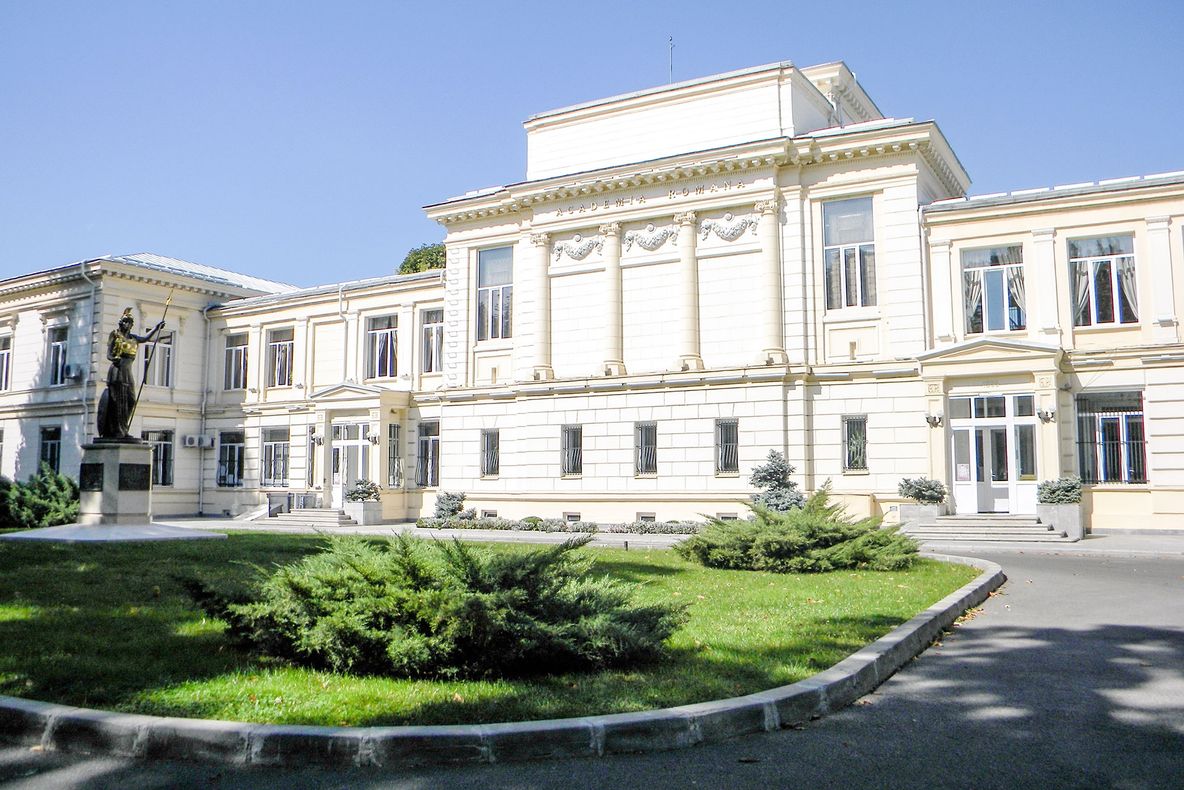 Acord de colaborare între Asociaţia Municipiilor din România şi Academia Română