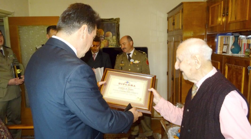 Cicerone Păunescu, Cetățean de Onoare al Râmnicului