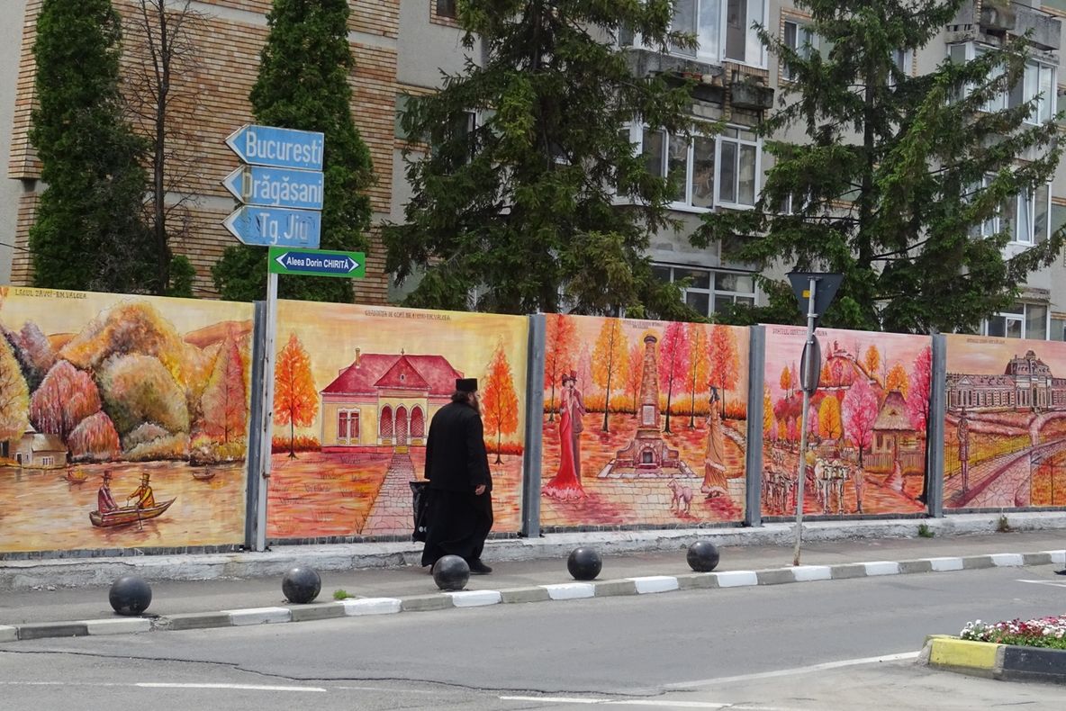 Arta plastică - un punct important în programul ”Zilelor Râmnicului”