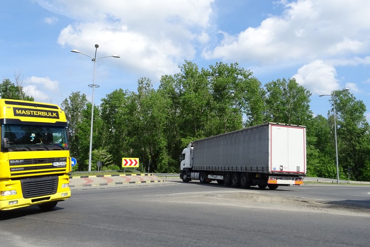 Sens giratoriu lărgit în Ostroveni !
