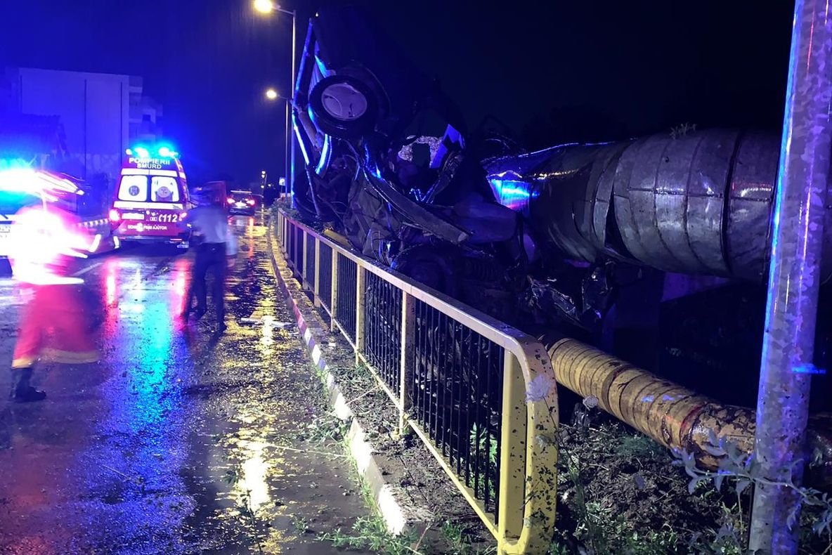 Teribilism platit cu viata ! Eveniment rutier grav in Ramnic !