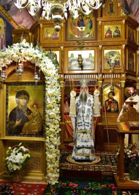 O icoană a Maicii Domnului a fost așezată la Mănăstirea Adormirea Maicii Domnului, Vârful lui Roman