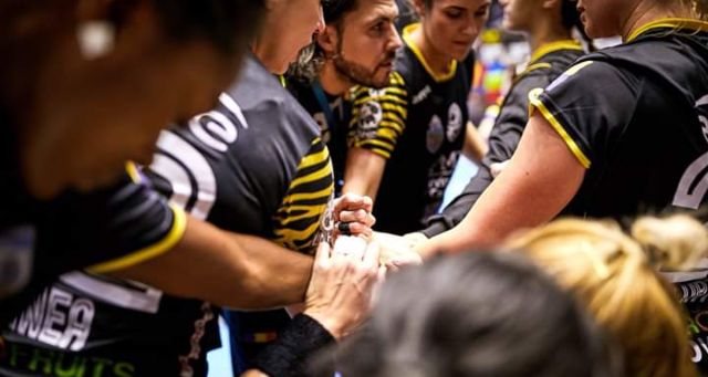 CSM Bucuresti a castigat primul trofeu al sezonului, Supercupa Romaniei