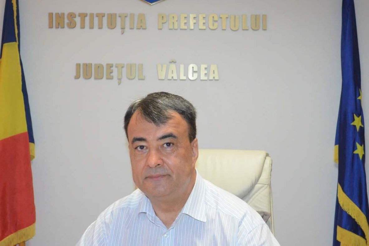 Prefectul județului Vâlcea anunță modernizarea exteriorului clădirii prefecturii