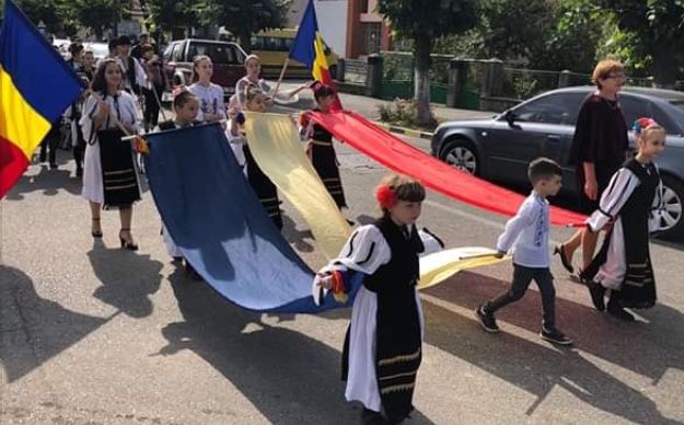 La mulți ani, Horezu! Urarea care răsună astăzi pe străzile orașului aflat în Patrimoniul UNESCO