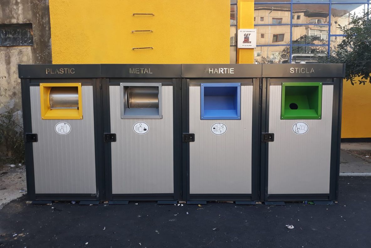 Noi containere pentru colectarea selectivă a deşeurilor amplasate în Râmnicu Vâlcea