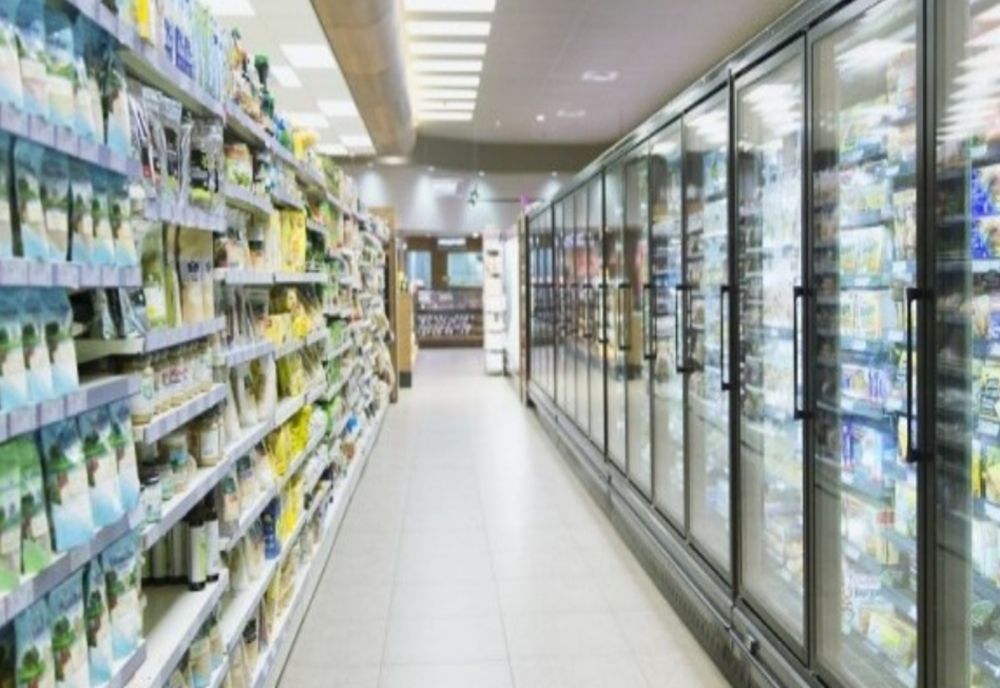 Produse alimentare expirate, puse în vânzare