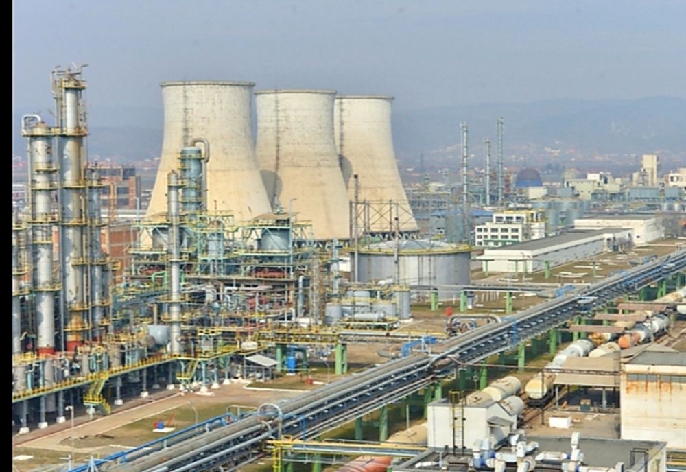 Chimcomplex, cu sucursale în Râmnicu Vâlcea și Borzești, poate deveni singurul producător din România de biocide pentru tratarea și dezinfecția suprafețelor