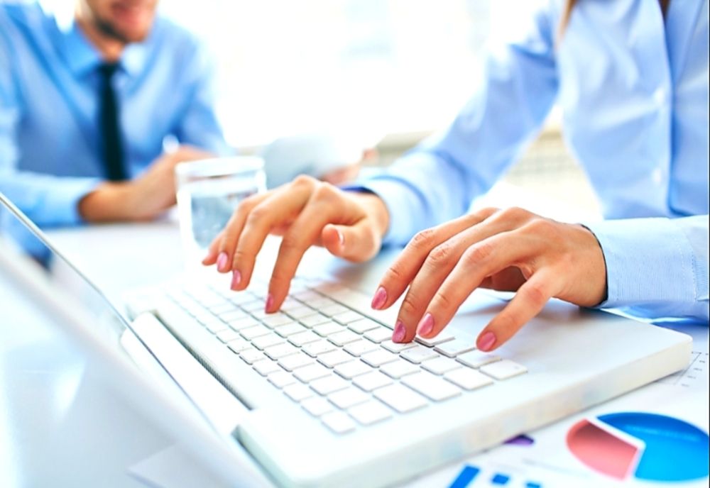 Angajatorii din județul Vâlcea pot trimite online către AJOFM documentele pentru acordarea șomajului tehnic