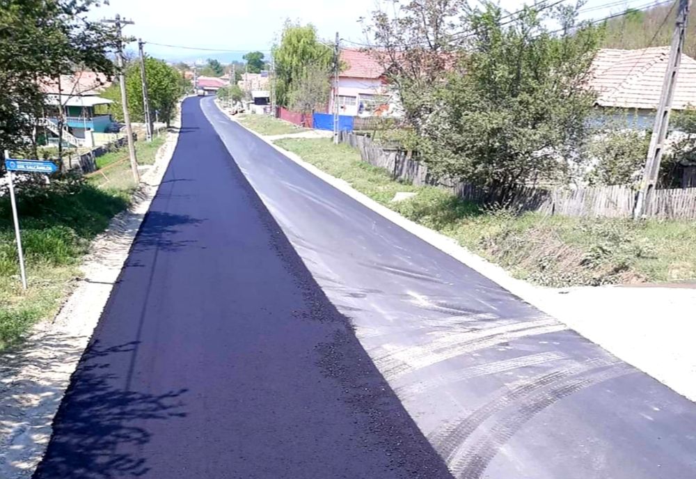 Se modernizează drumul în zona Galicea, urmează noi localități