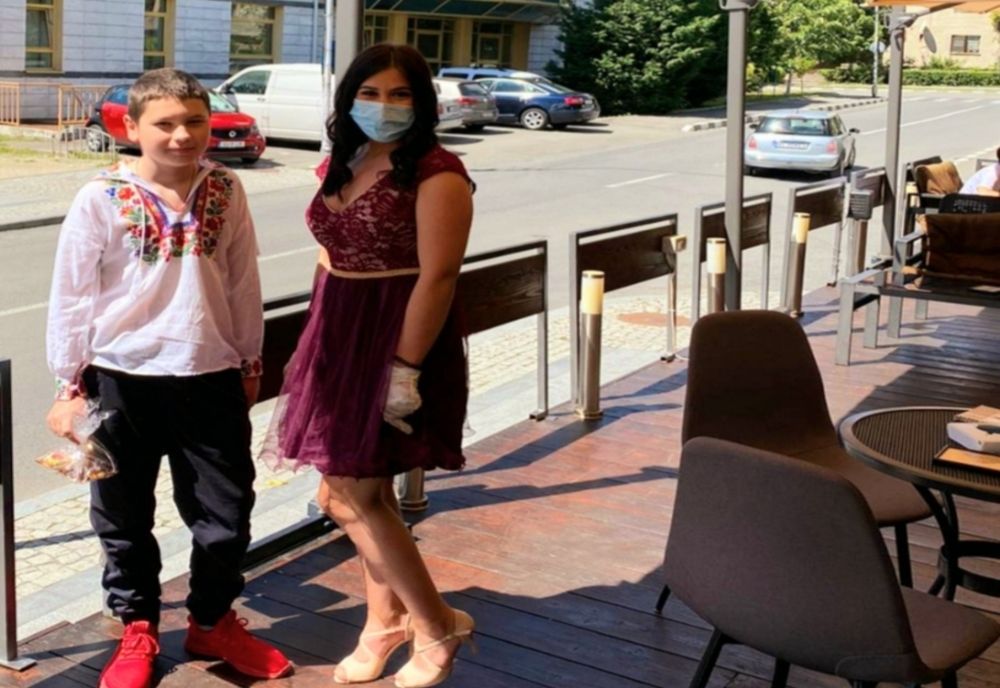 Arya Concept Lounge, cafeneaua artistică a Râmnicului s- a redeschis astăzi