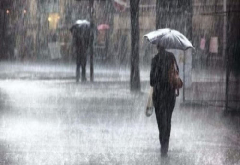 ANM: Ploi torențiale în 27 de județe