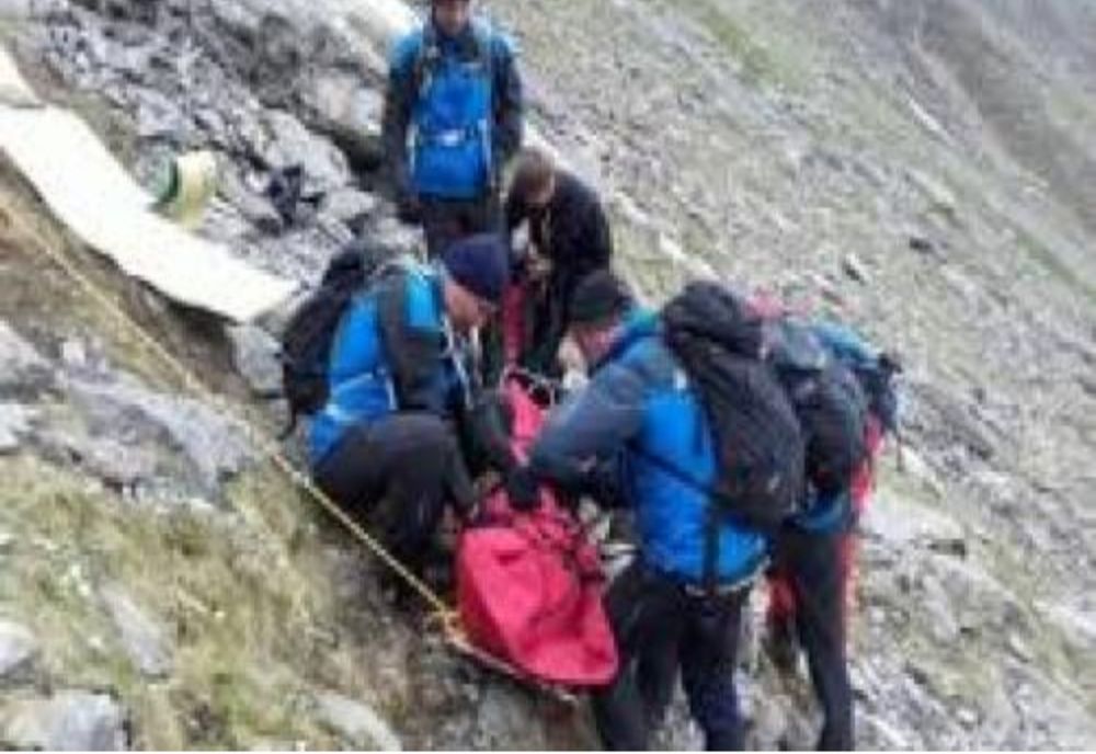 Echipele Salvamont au intervenit, duminică, pentru salvarea unei femei în vârstă de 82 de ani