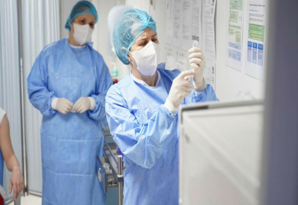 A început activitatea de vaccinare anti-COVID-19 în peste 90% din centre. La Vâlcea au ajuns 975 de doze 