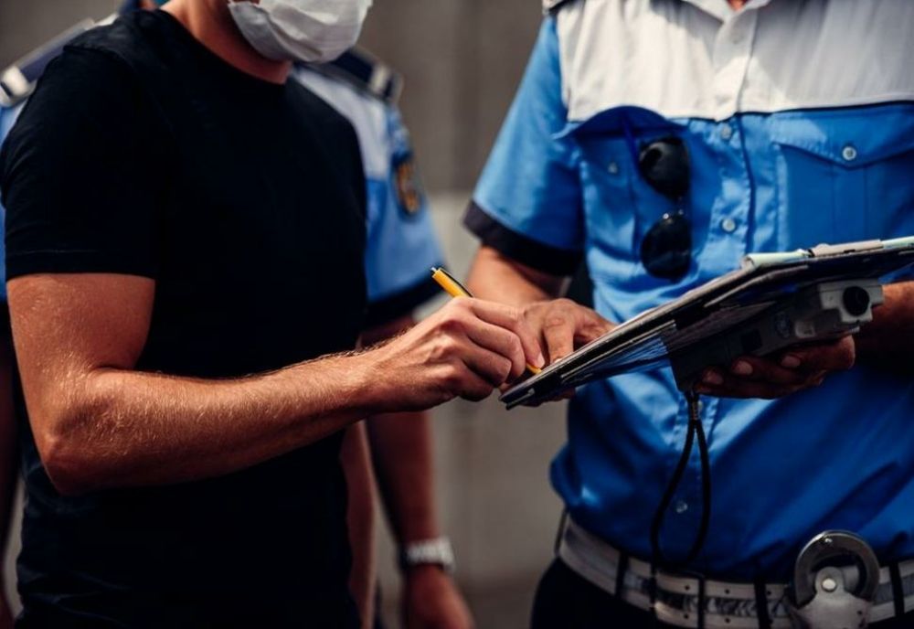 3 dosare penale pentru nerespectarea regimului armelor