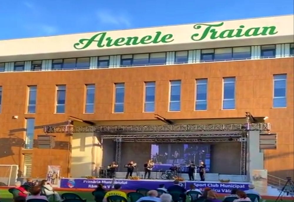 Avangardă și întâlniri estivale în această seară pe Arenele Traian din Râmnicu Vâlcea