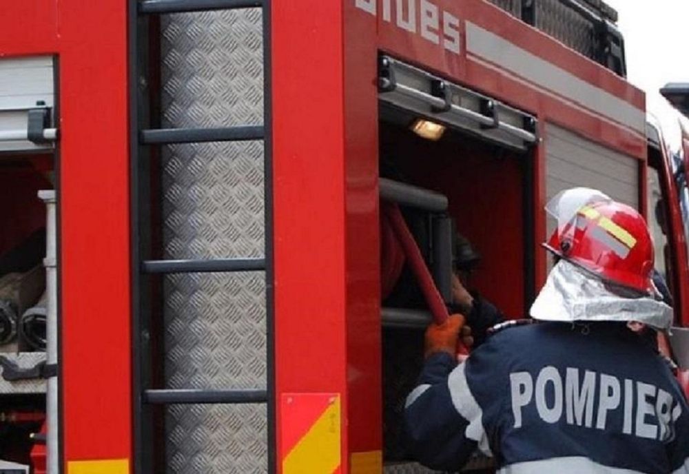 Incendiu într-un centru de relaxare. Peste 40 de persoane s-au autoevacuat