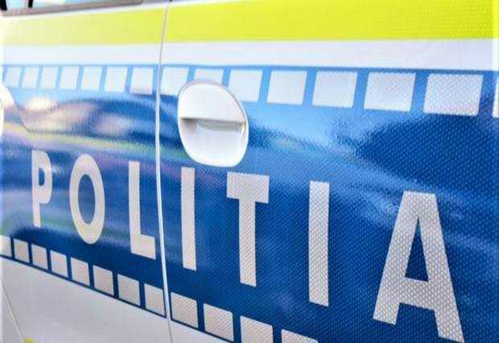 AMENZI ȘI DOSARE PENALE DE 1 MAI, PE LITORAL. POLIȚIȘTII AU GĂSIT DROGURI PRINTRE PETRECĂREȚI