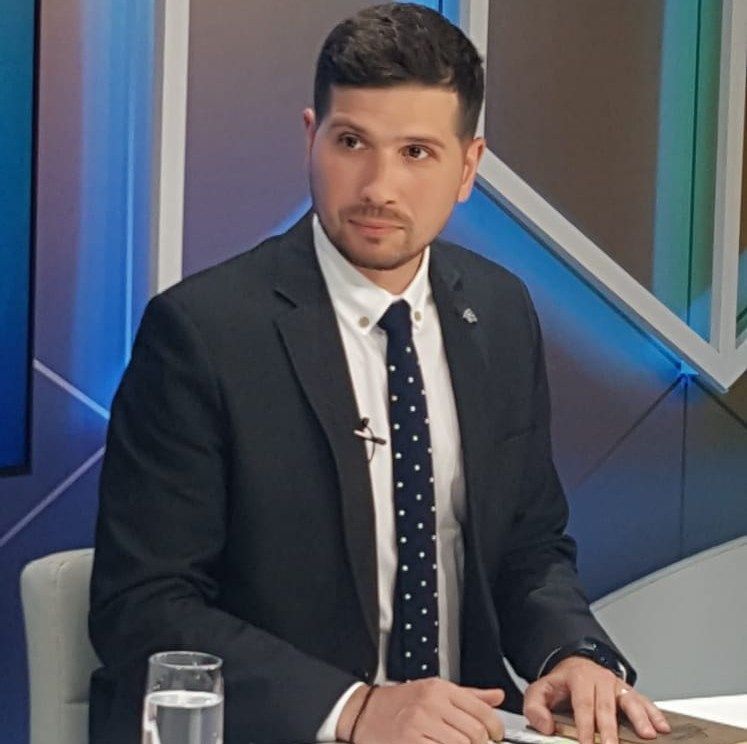 Farmacistul-șef al Spitalului Județean Vâlcea, George Apostolescu, sponsorizat de giganți farma cu peste 37.000 de lei în ultimii ani