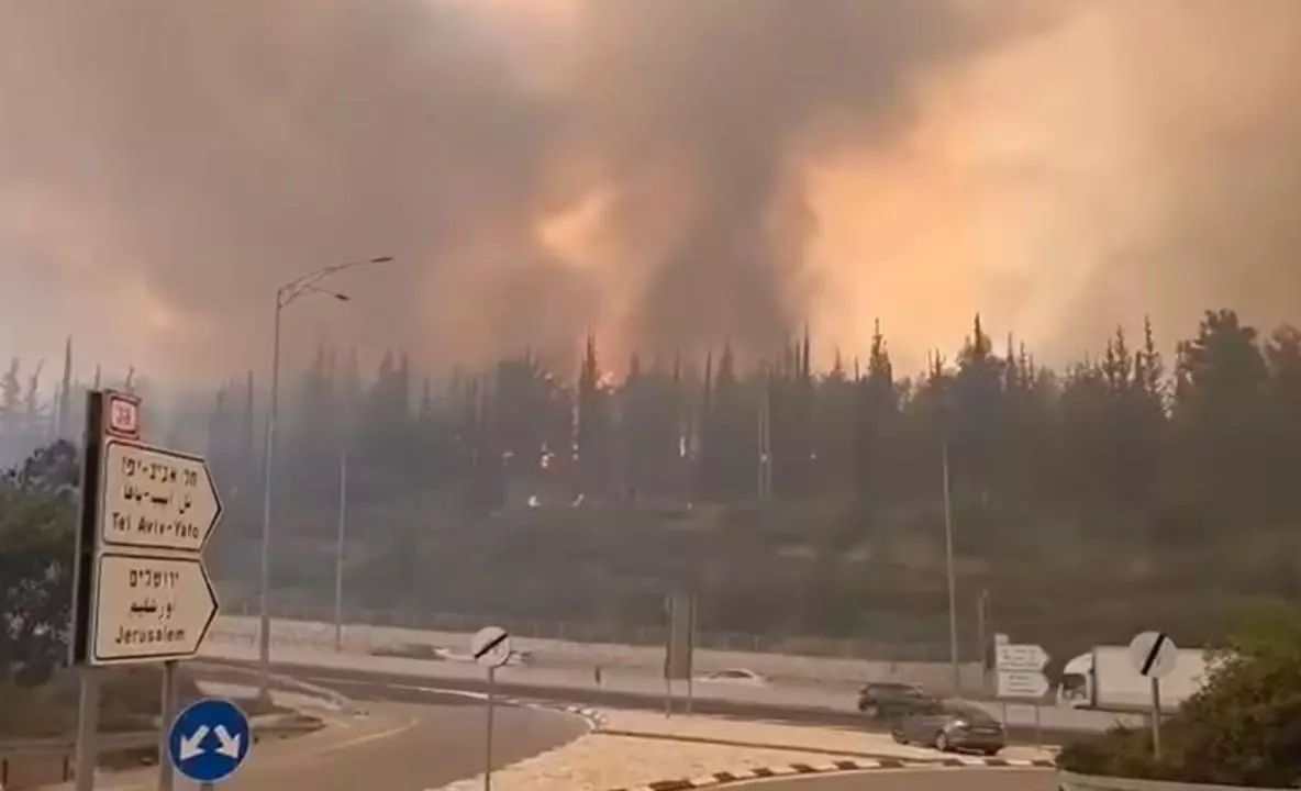 Cum îți afectează viața conflictul din Iran: 5 scumpiri inevitabile cu care te vei confrunta