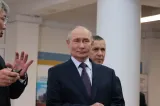 Putin vorbește despre pace, apoi Rusia lovește din nou Kievul. Emisarii lui Trump nu au obținut un acord