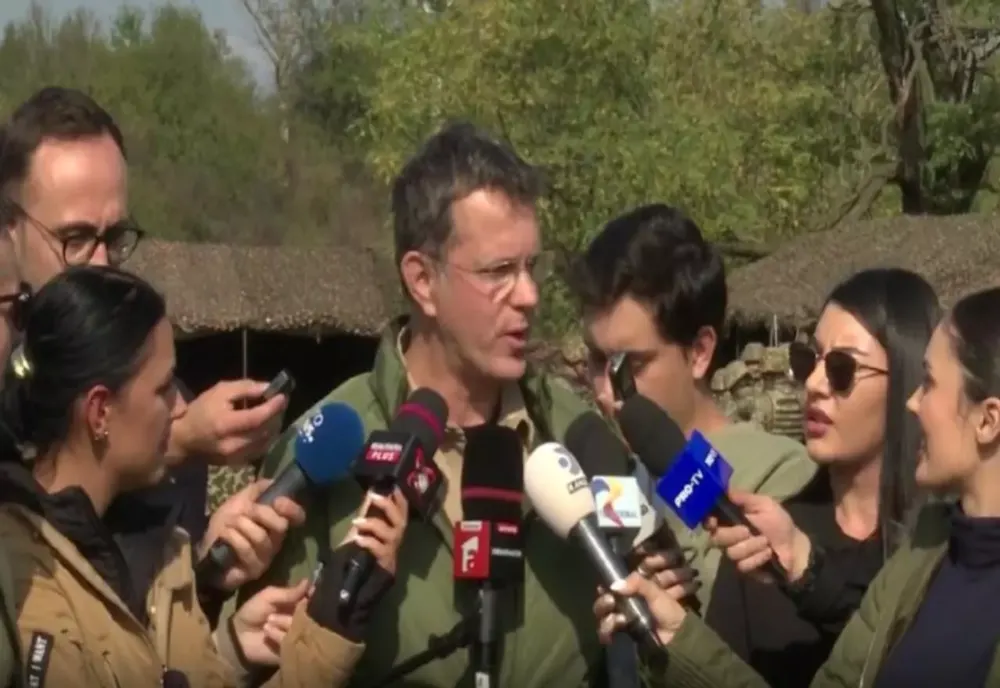 Ionuț Moșteanu, suspectat că și-a falsificat CV-ul pentru funcții bănoase la stat