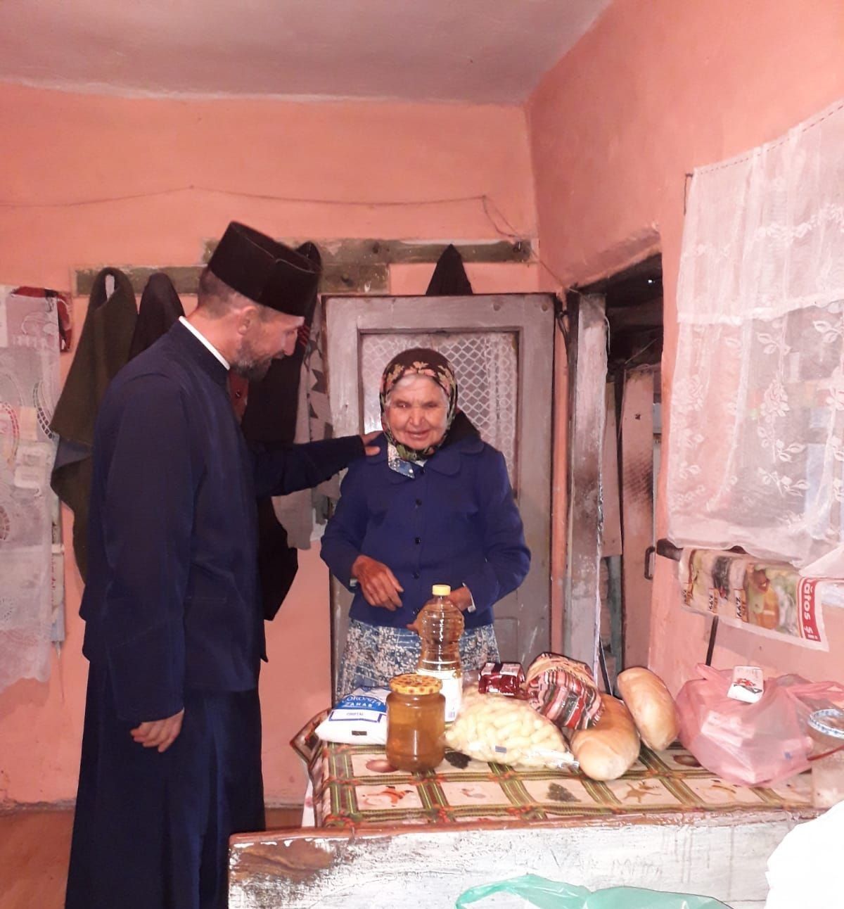 EE9D63BA-56FB-46E2-95D0-8DEDB29E5F5B