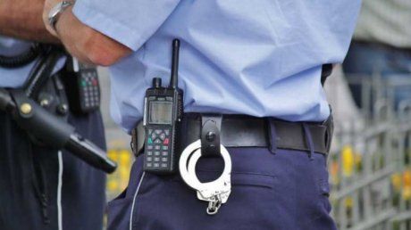 politie_politist_uniforma_de_politie_27235400