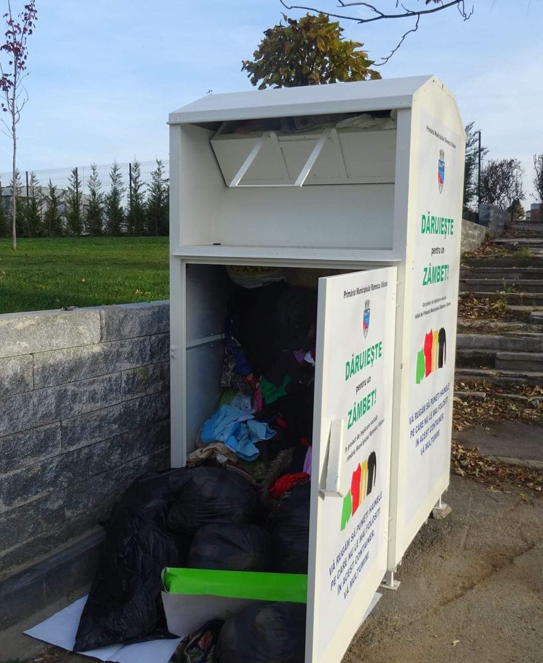 6FD19DB0-5E3F-429D-A045-4011901FF8BD