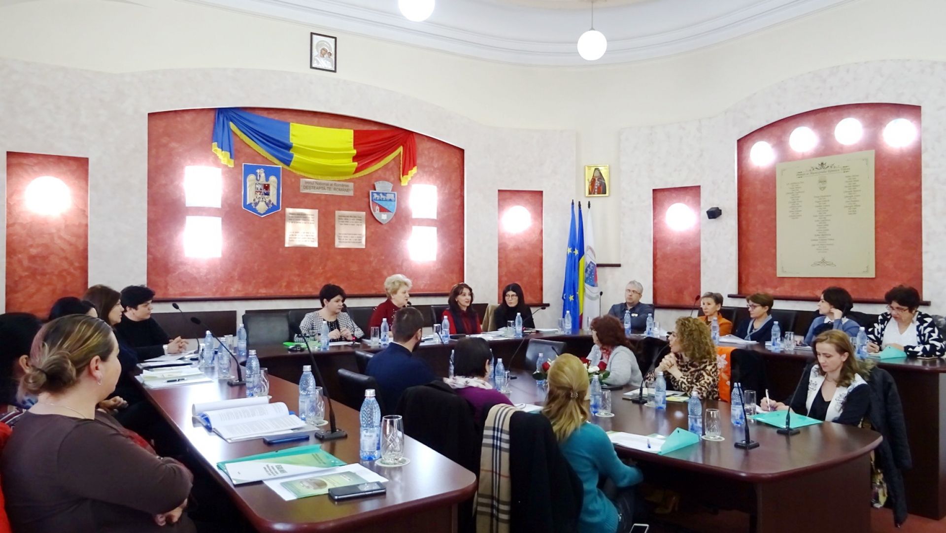 asistenta sociala Valcea