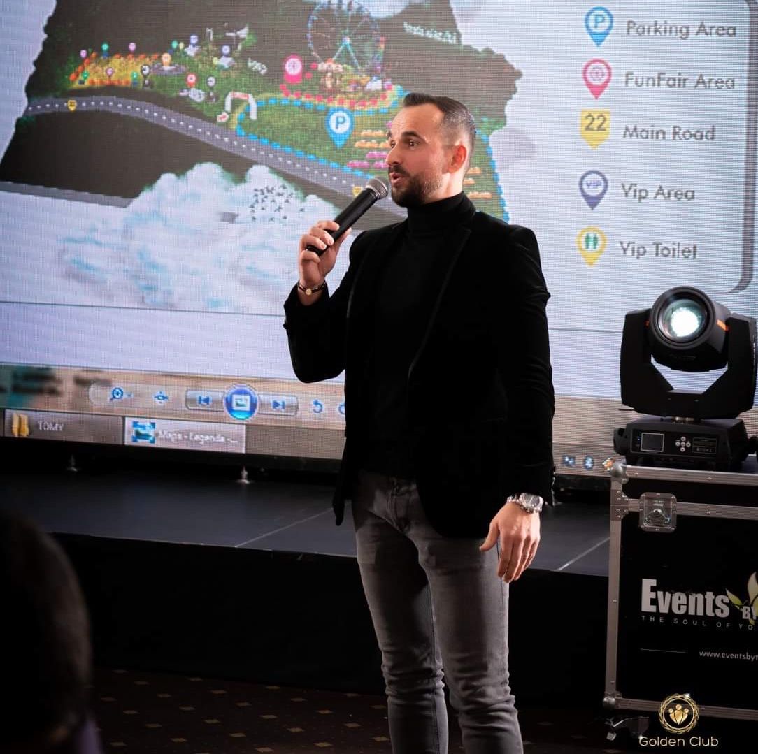 E9247A37-8A52-4619-B573-92E2797876F9