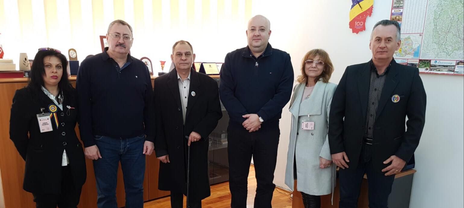 54434927_2587589034647881_8128900729294290944_n